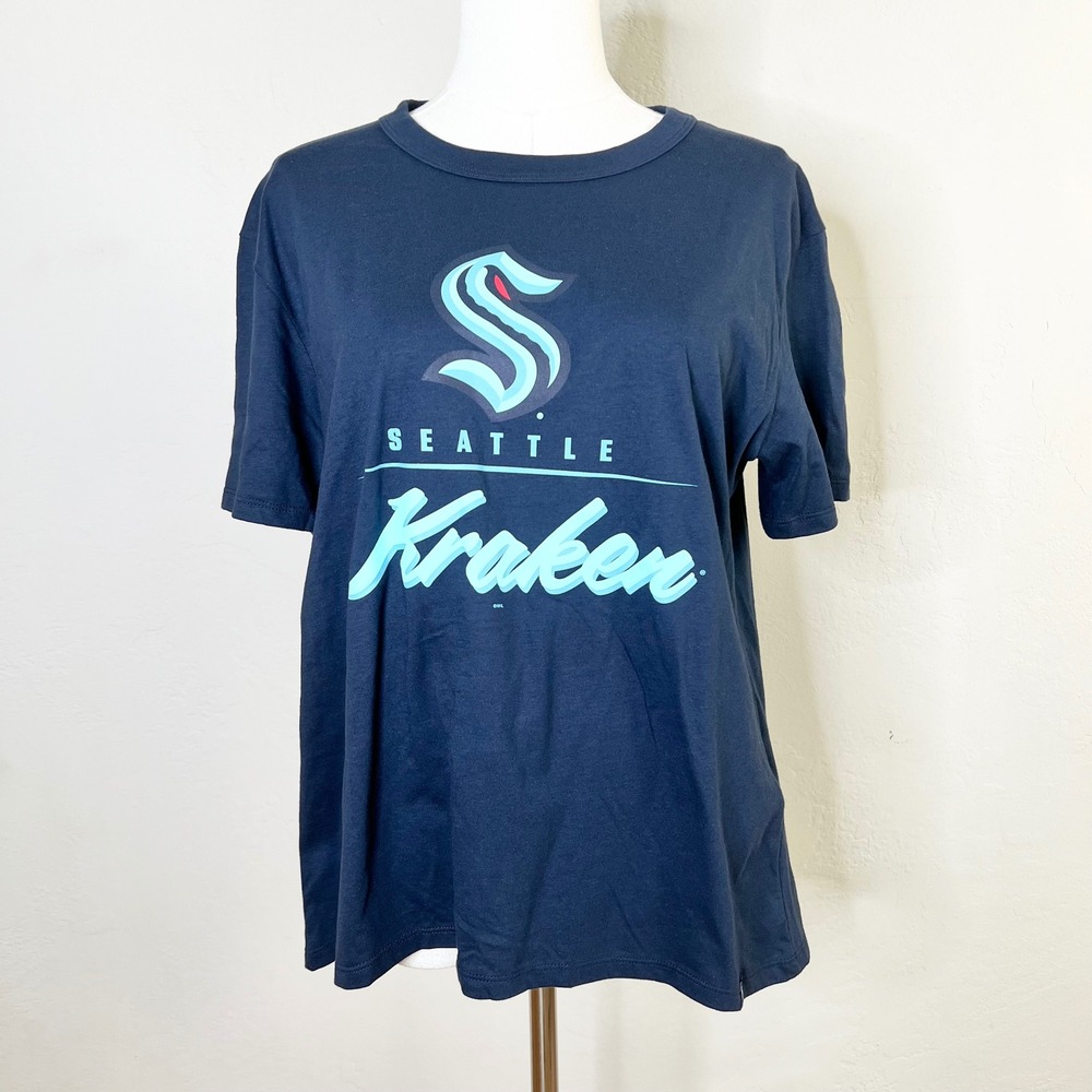 Seattle Kraken Hockey Fanatics T-Shirt Script Women's Size M Navy Blue New NHL